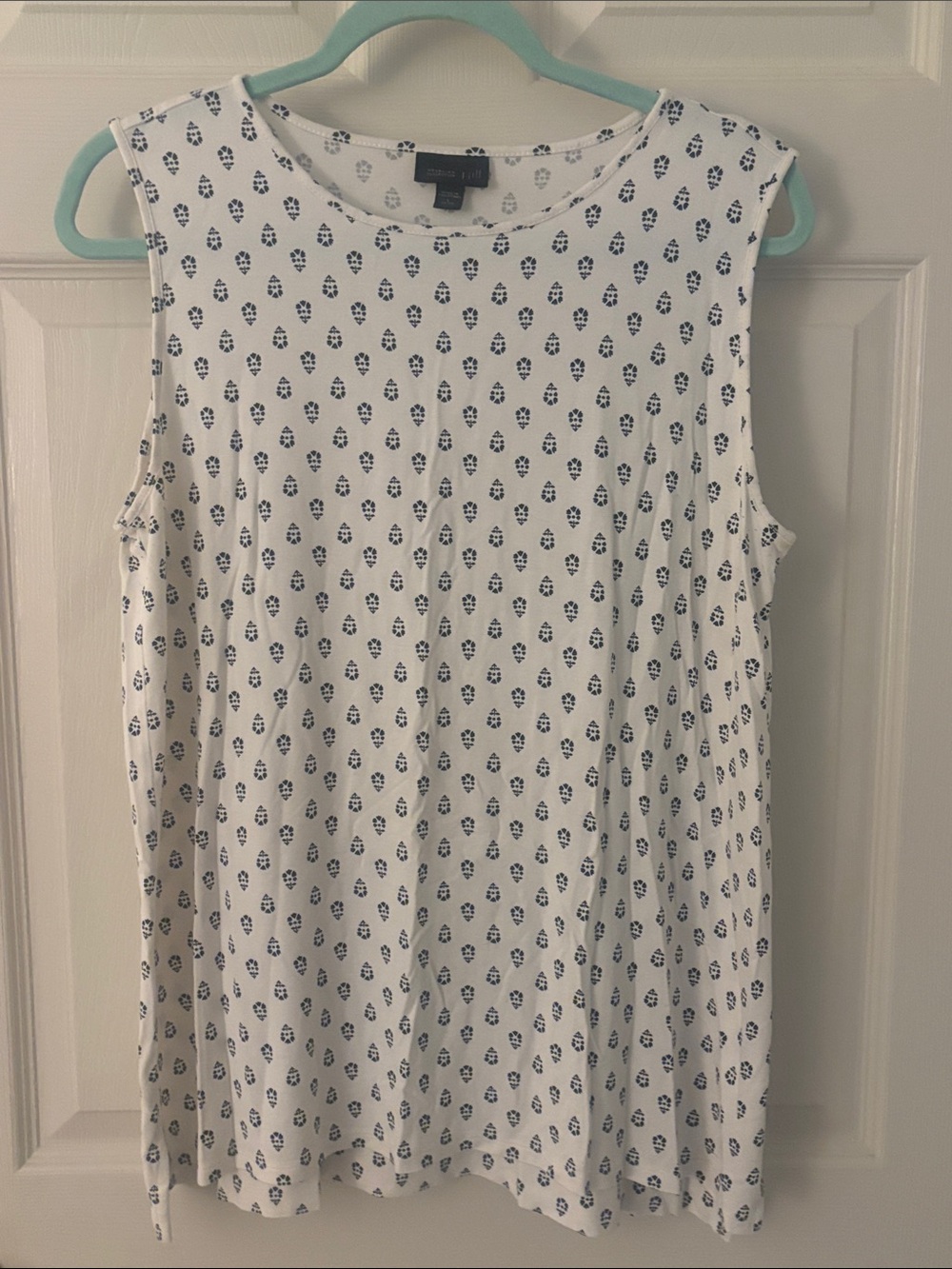 J. Jill Off White Sleeveless Wearever Top LP